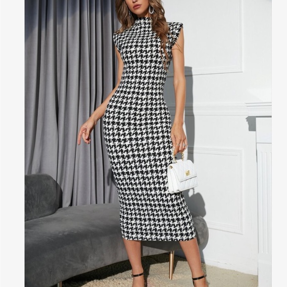 Classic Houndstooth Padded Shoulder Mock Neck Bodycon Dress - Picture 5 of 14